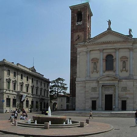 Апартаменты Bilocale In Centro - 10Km Da Malpensa Галларате Экстерьер фото